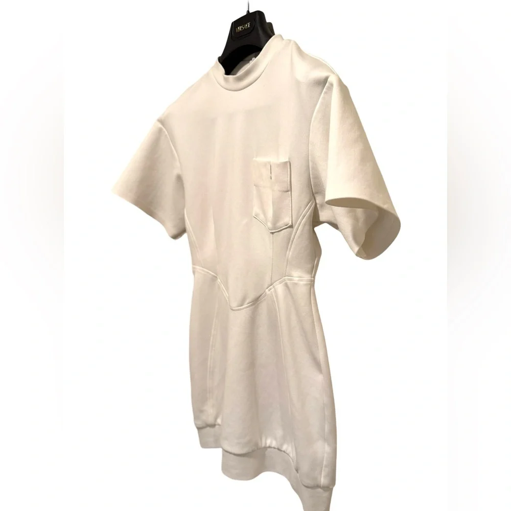 Manière De Voir EUC Size 4 Creamy White Short Sleeve Eiffel Tower Emblem Dress - Picture 2 of 10